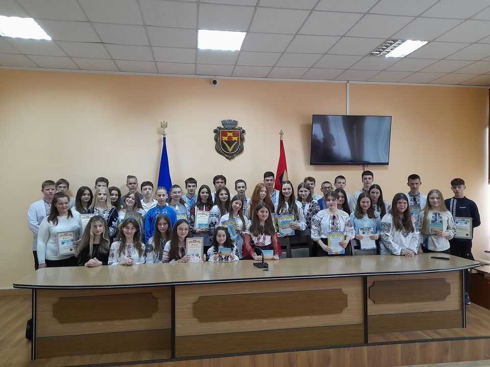 У Червонограді відзначили найталановитіших школярів, які стали призерами обласної та Всеукраїнської предметних олімпіад