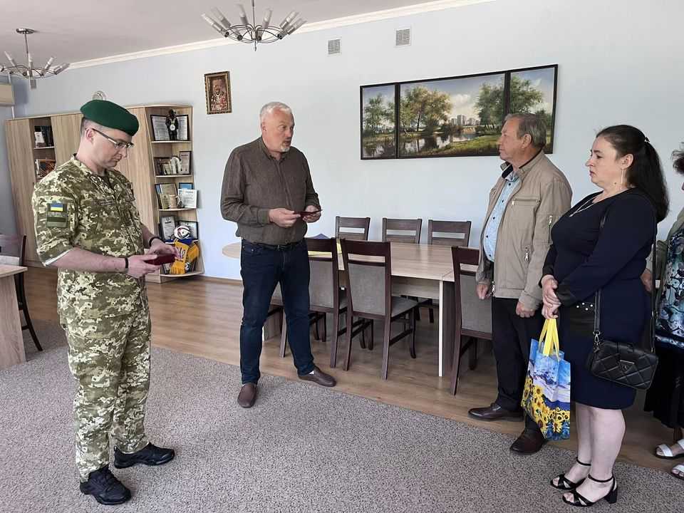 Родина загиблого прикордонника Віктора Чижа отримала посмертну нагороду Героя – орден «За мужність» III ступеня.