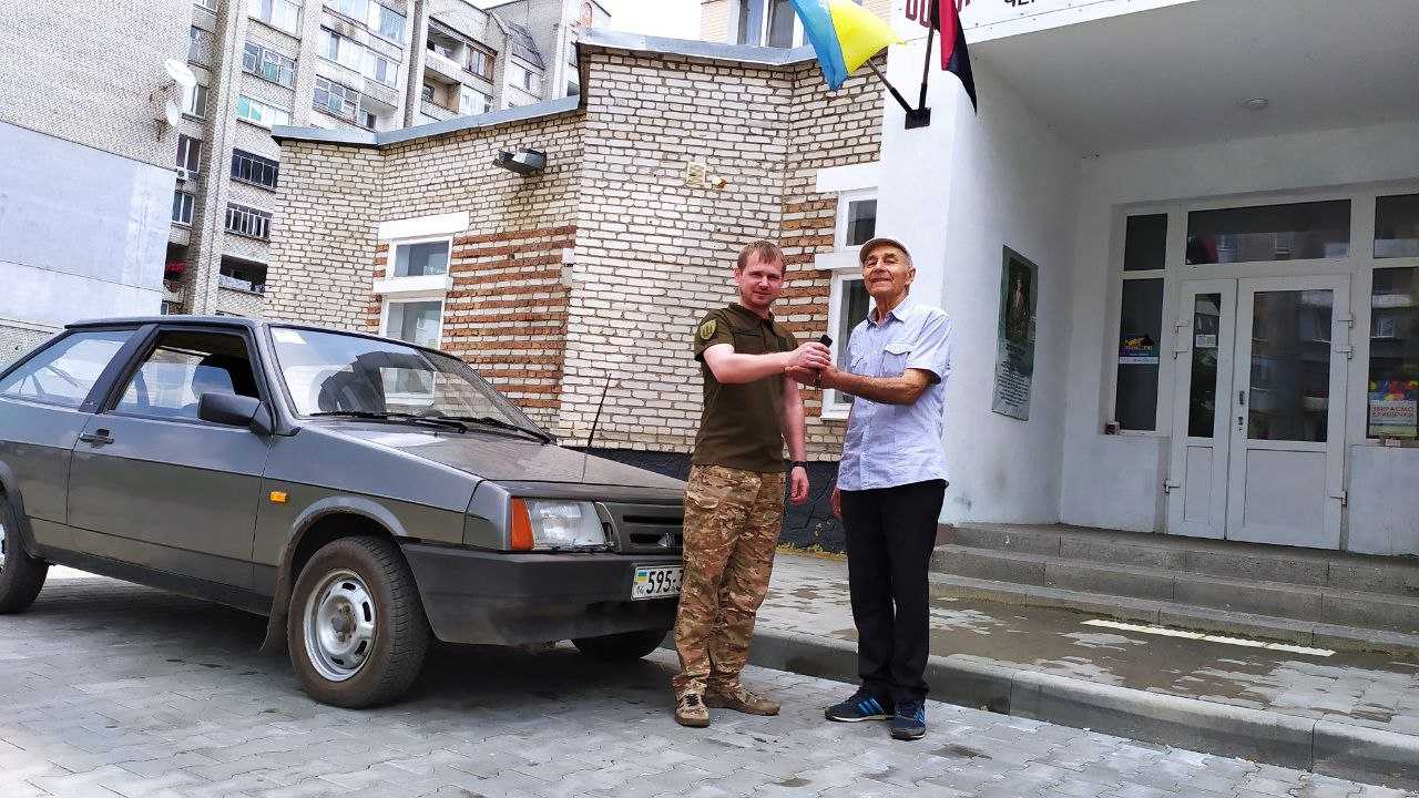 Власне авто для українських захисників.