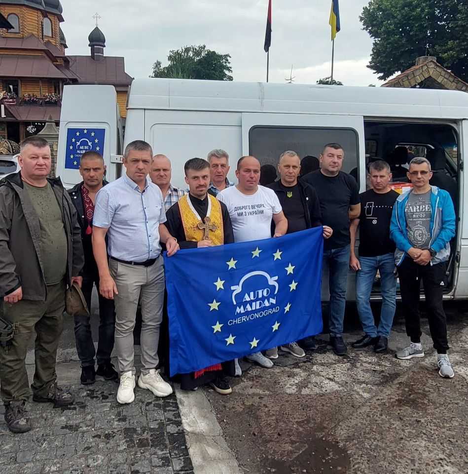 Автомобілі для Українських Захисників