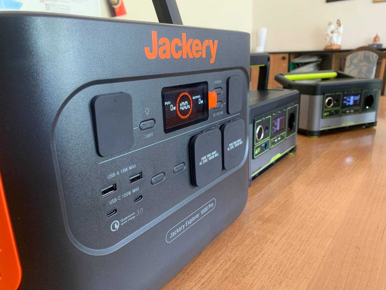 В рамках проєкту Програми ООН в Україні Червоноградська громада отримала зарядні станції