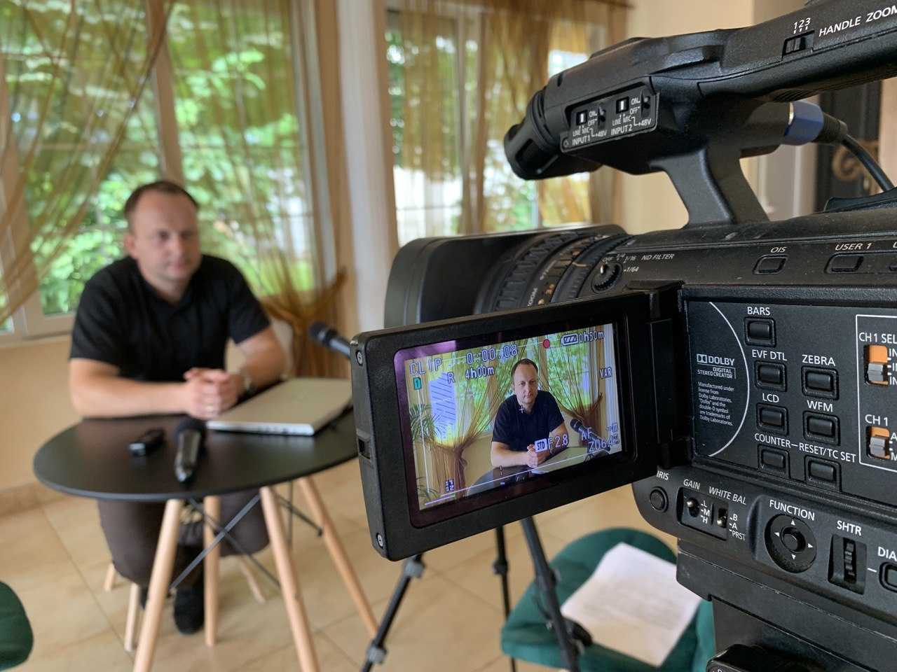 «Ми повинні працювати задля результату».   Заступник міського голови Червонограда Тарас Тирко дав брифінг для представників місцевих мас-медіа.