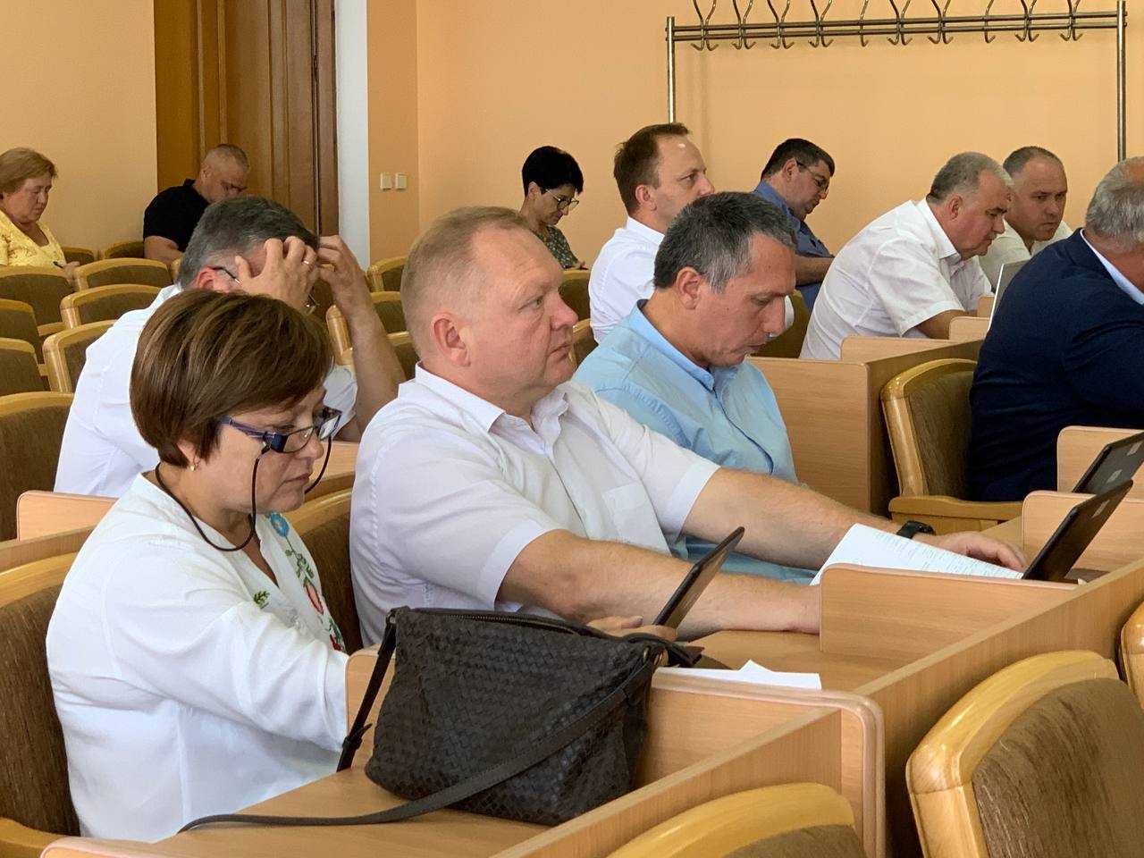 Майже 7 мільйонів бюджетних грошей депутати виділили на дрони, радіостанції, металошукачі, електрогенератори та інші потреби наших захисників