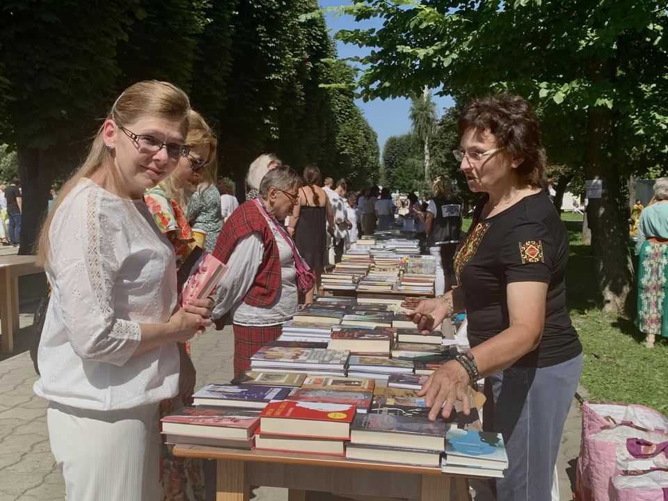 «Червоноград читає». У нашому місті відбулося свято книги