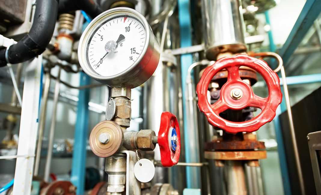 Комунальники усуватимуть наслідки поривів теплової мережі після випробувань гідравлікою