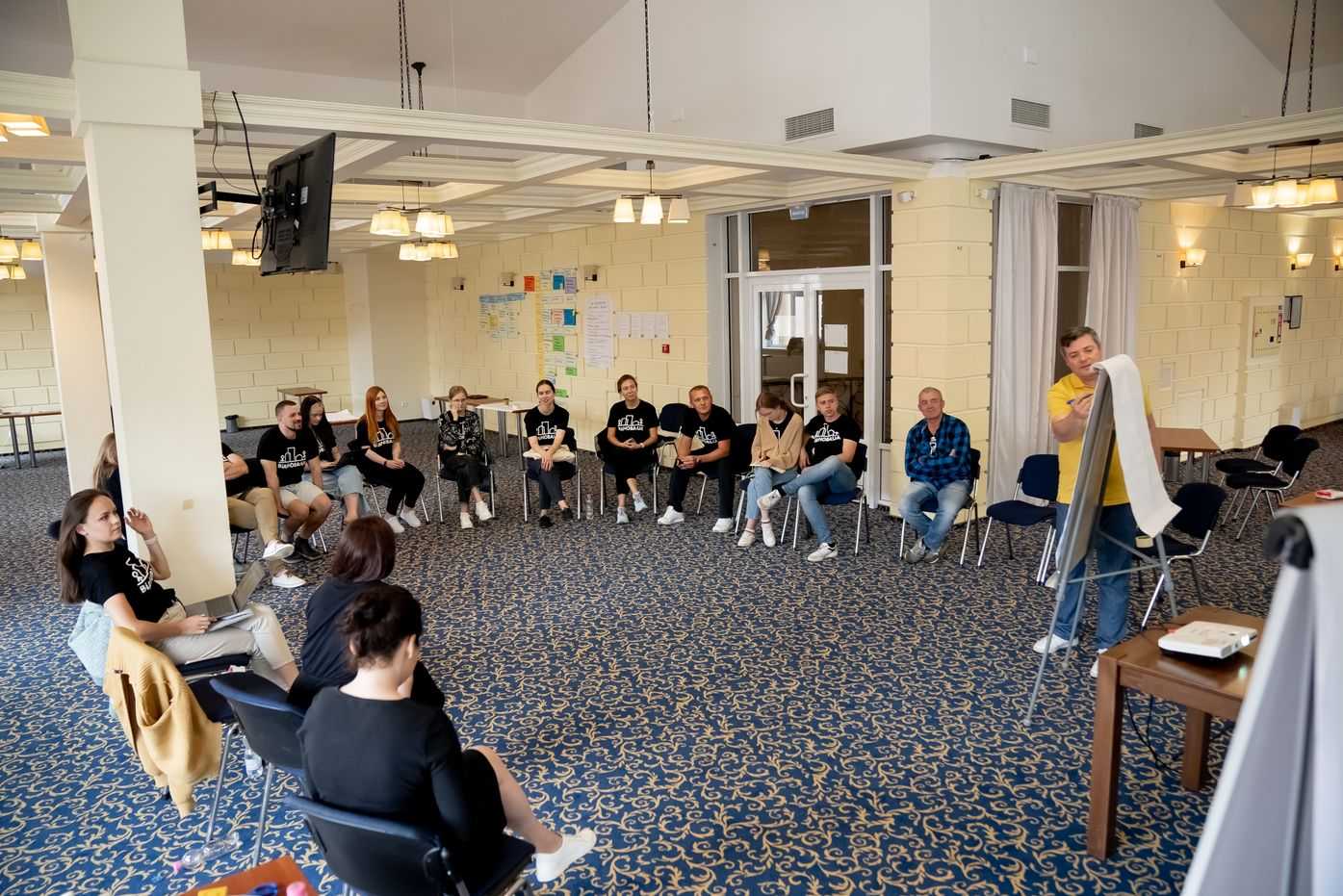 ВІДНОВА:UA Національна програма залучення  молоді до відновлення України: як стати учасником