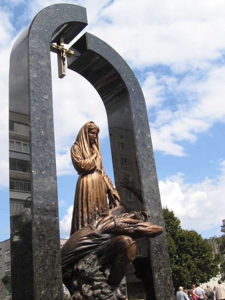 26 серпня відбудеться поминальний молебень біля пам’ятника загиблим шахтарям