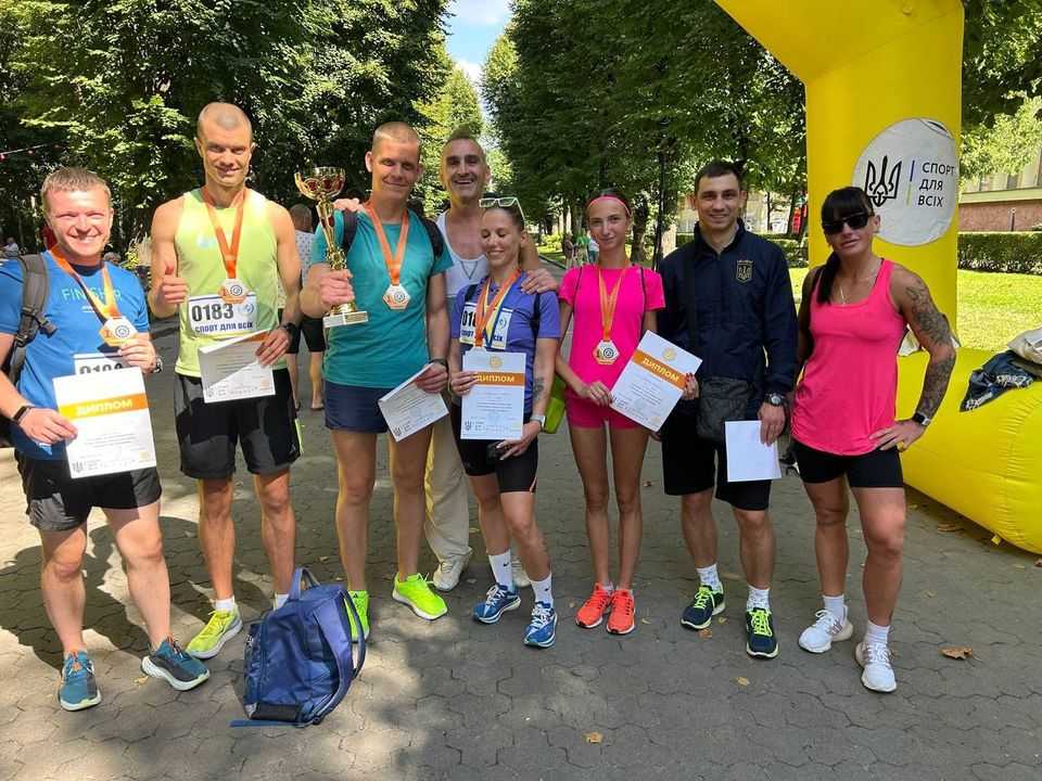 Червоноградська громада - чемпіон обласних спортивних змагань з легкоатлетичного кросу