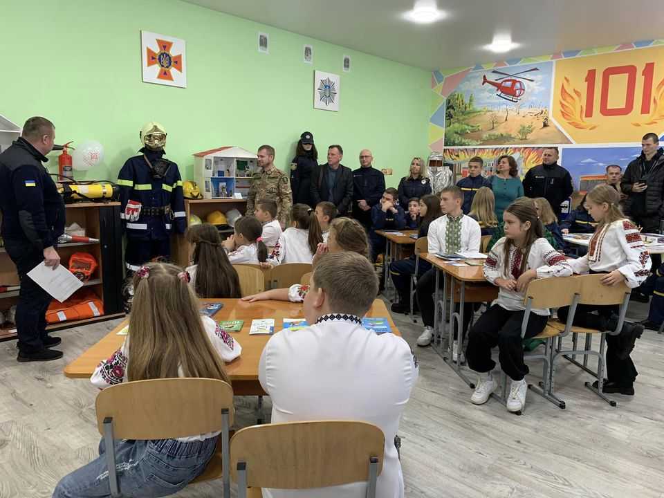 У Гімназії імені родини Луговських відкрили кабінет безпеки 