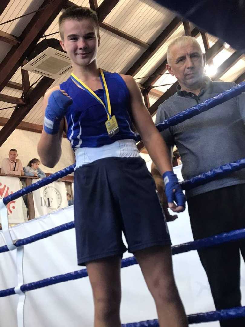 Червоноградець Арсен Корецький - чемпіон України з боксу!