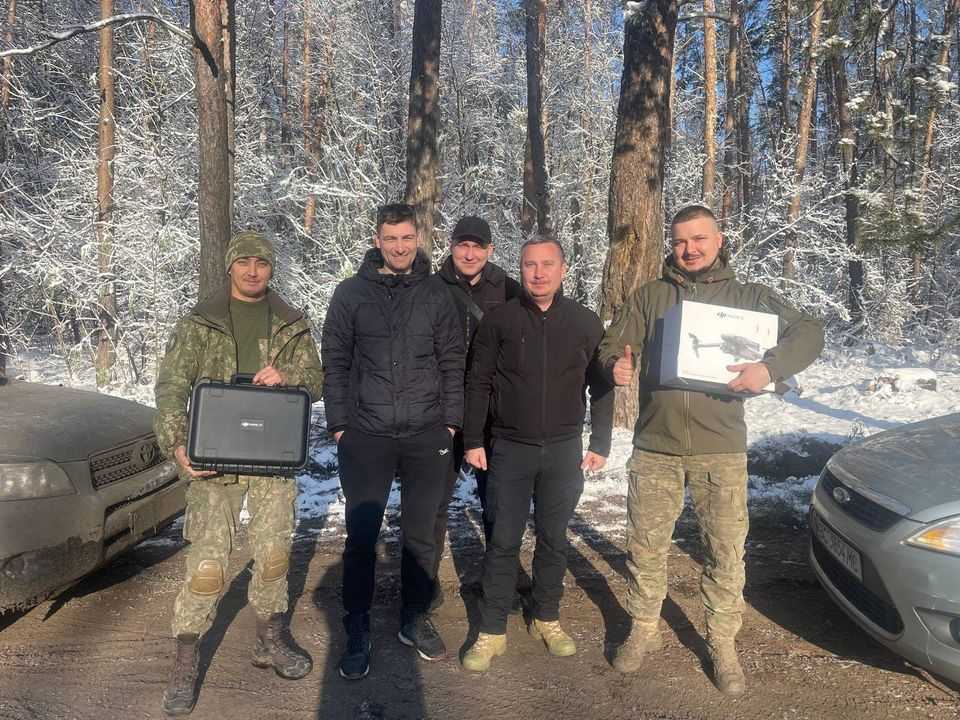 Червоноградська громада – українським захисникам 