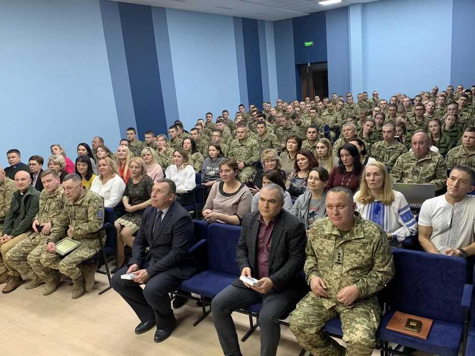 Військовий ліцей НАСВ імені гетьмана Петра Сагайдачного відзначив День Збройних Сил України. 