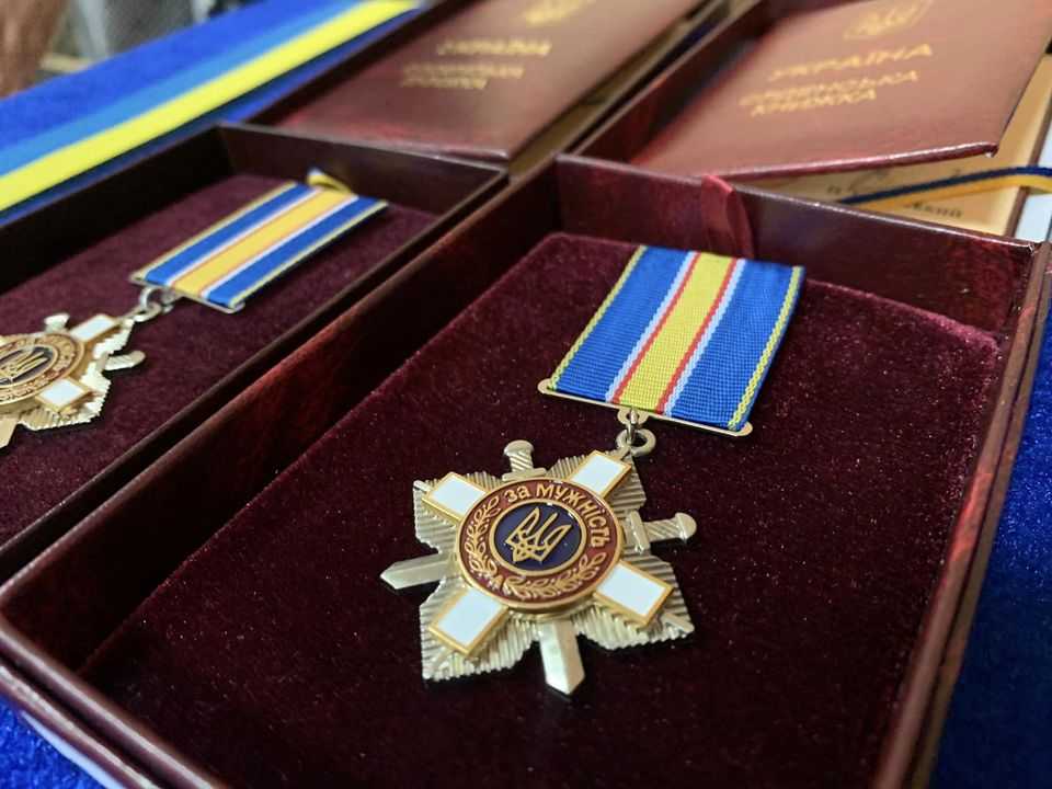 Орденами «За мужність» посмертно нагороджено Семківа Михайла Михайловича та Пенцака Андрія Михайловича.