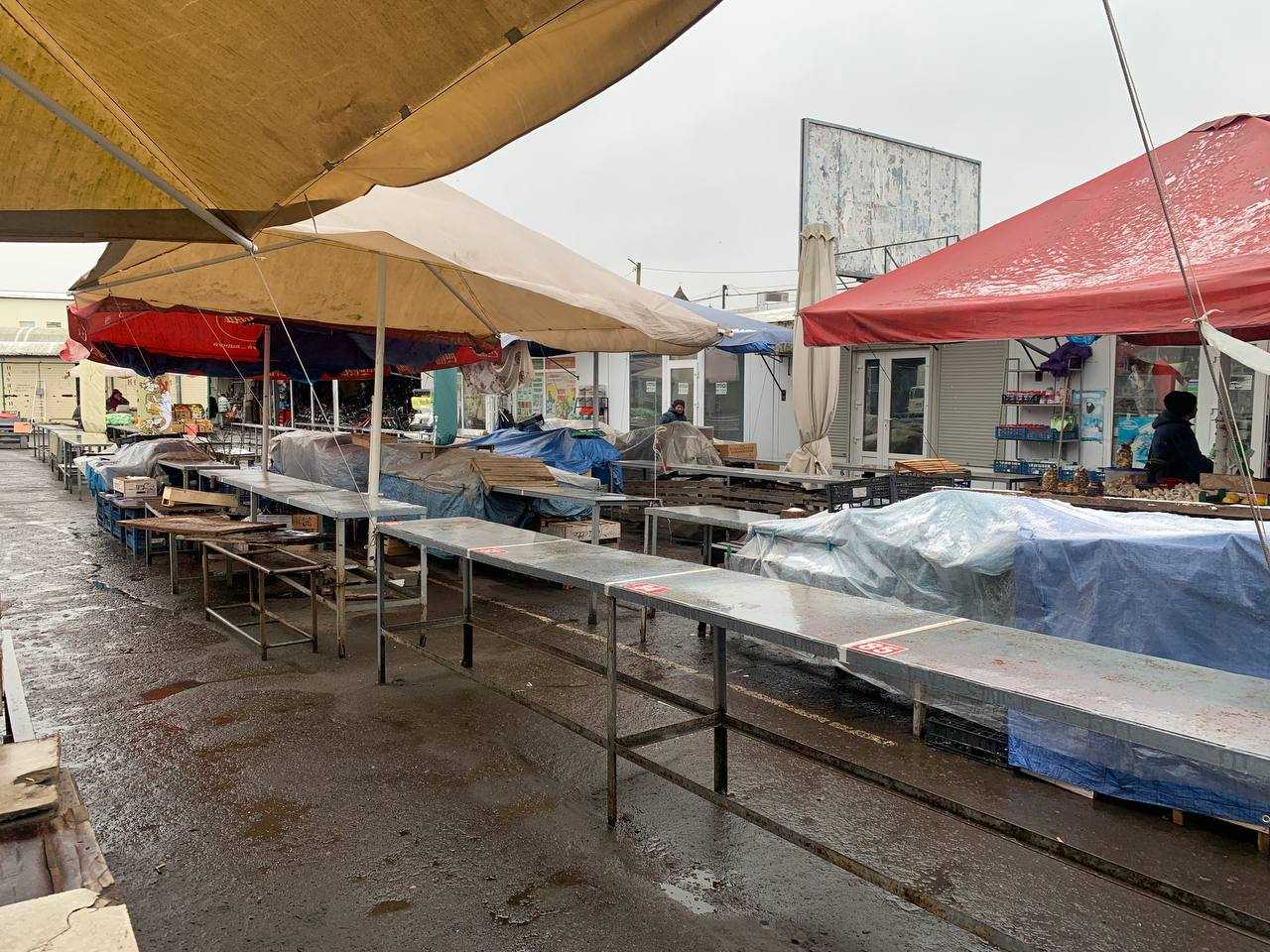 Червоноградський ринок запрошує пенсіонерів торгувати на ринку «Левада», не оплачуючи за місце