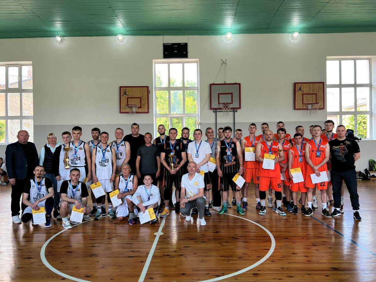 Червоноградські баскетболісти вибороли «срібло» на «Спортивних Іграх Львівщини»