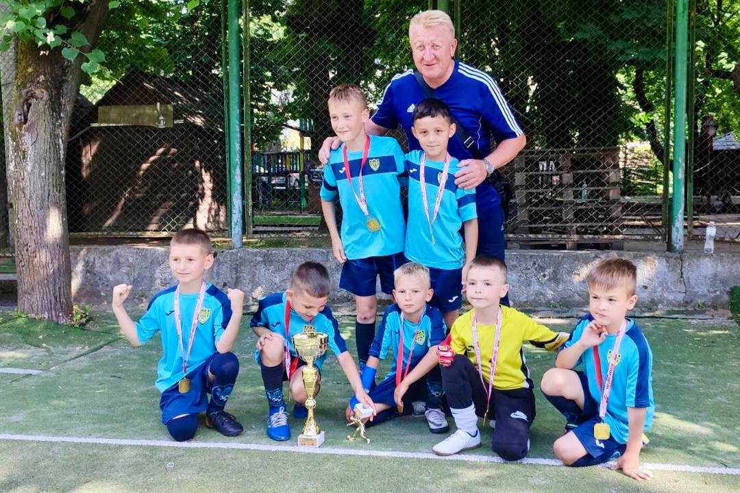 Червоноградські футболісти ДЮСШ №2 переможці турніру «Легенди Спартака»