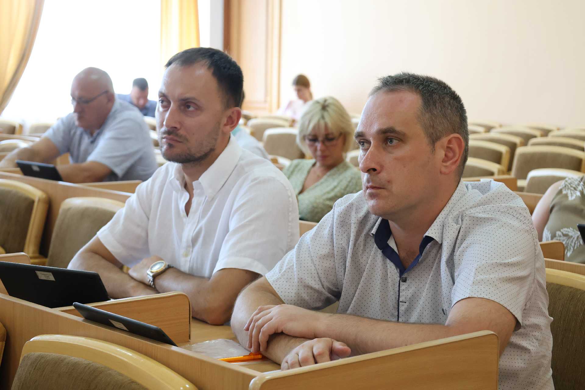 Депутати звернулись до Президента України та Верховної Ради України щодо критичного стану в енергетиці.