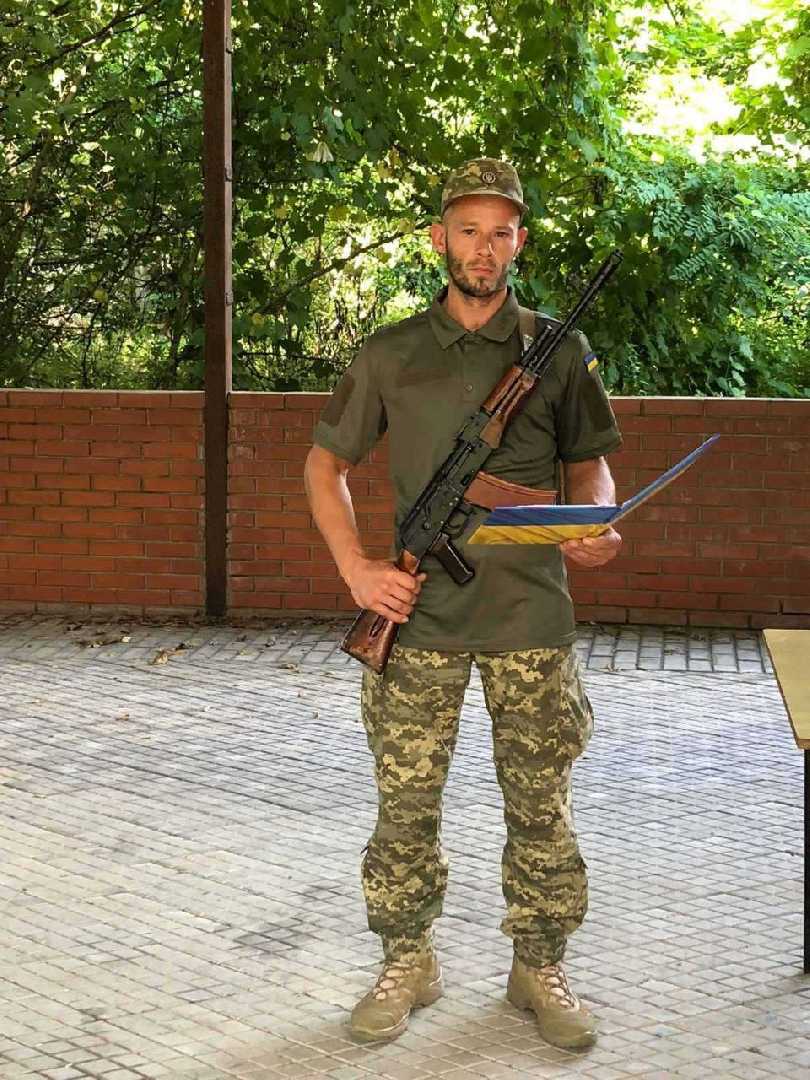 Назавжди до рідної громади повертається Герой Артур Гук.