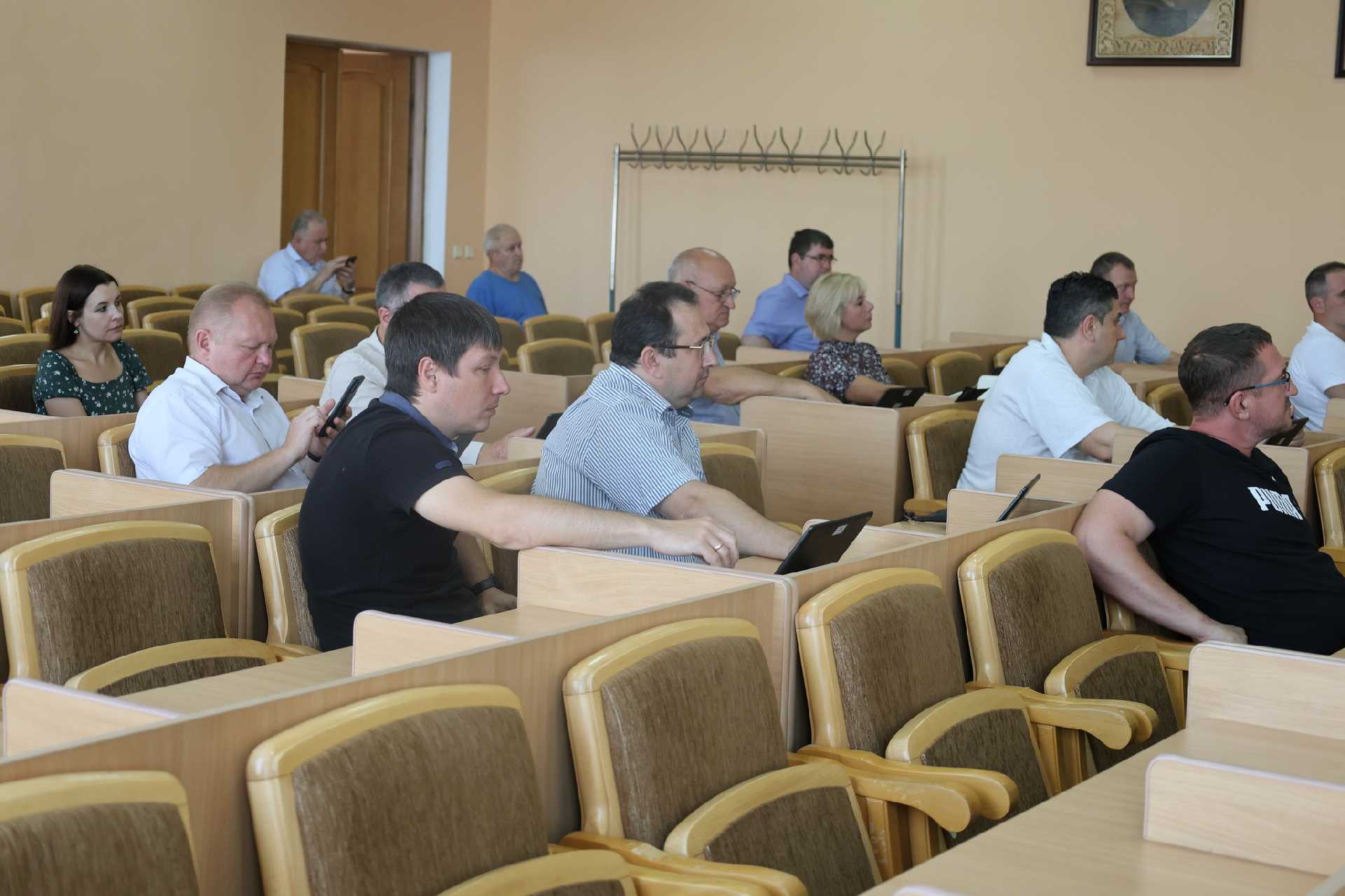 Депутати підтримали рішення про виділення коштів на виготовлення ПКД на капітальний ремонт харчоблоків у двох закладах освіти та на проведення експертизи цієї документації