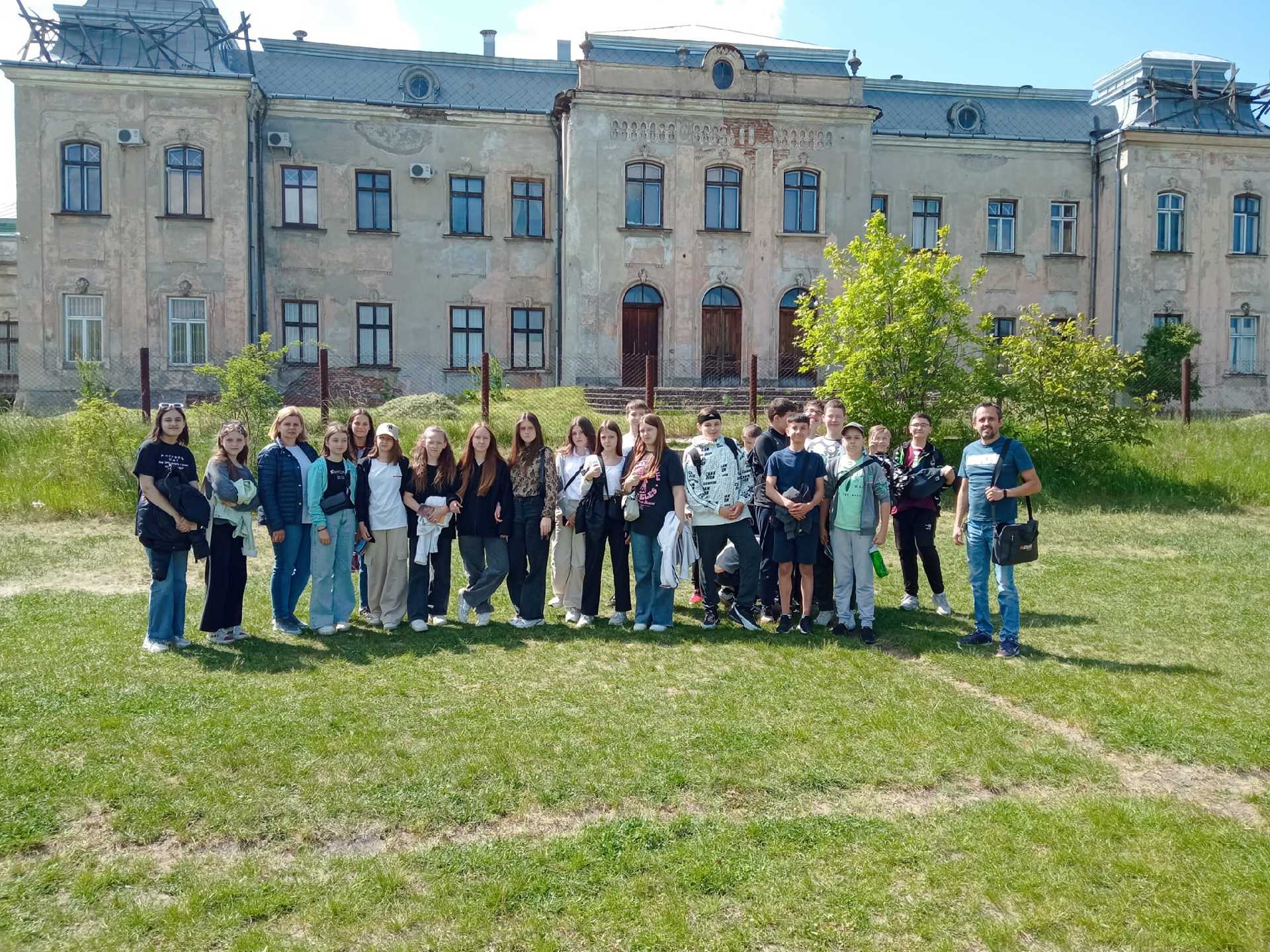 Відбулась екскурсія для учнів гімназії імені родини Луговських