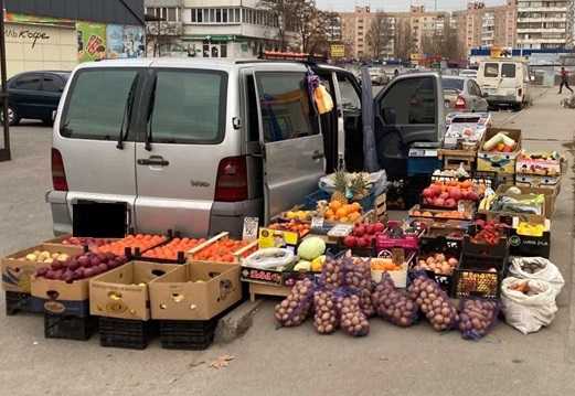 У місті тримає боротьба зі стихійною торгівлею 