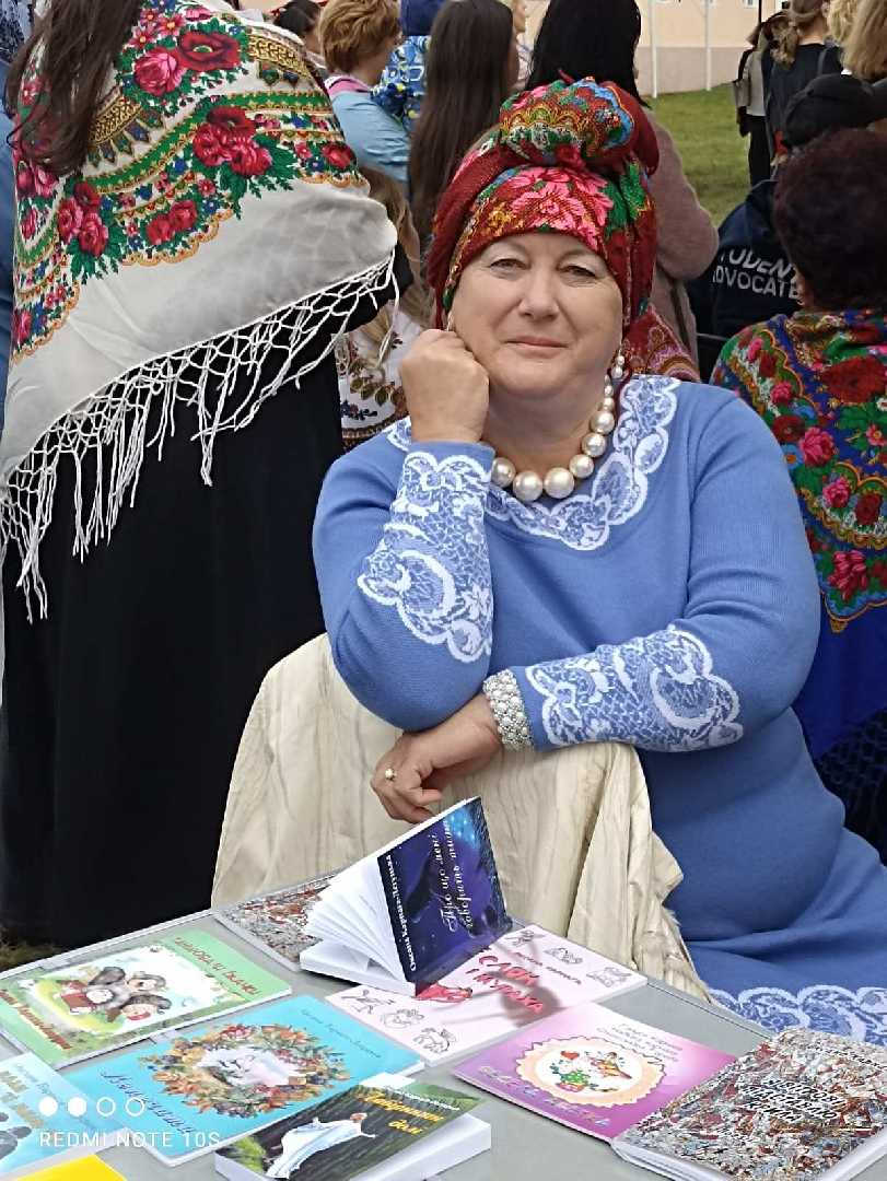 Відійшла у засвіти талановита поетеса й письменниця, наша землячка Оксана Карнага.