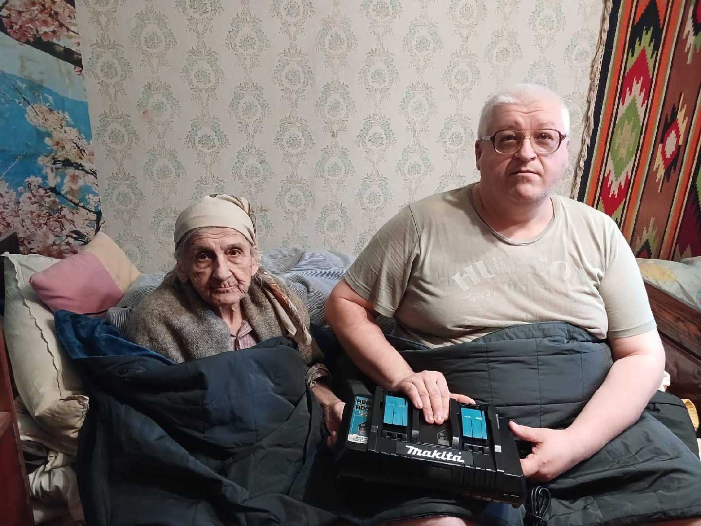 Німецькі благодійники передали 50 електроковдр людям, які потребують підтримки