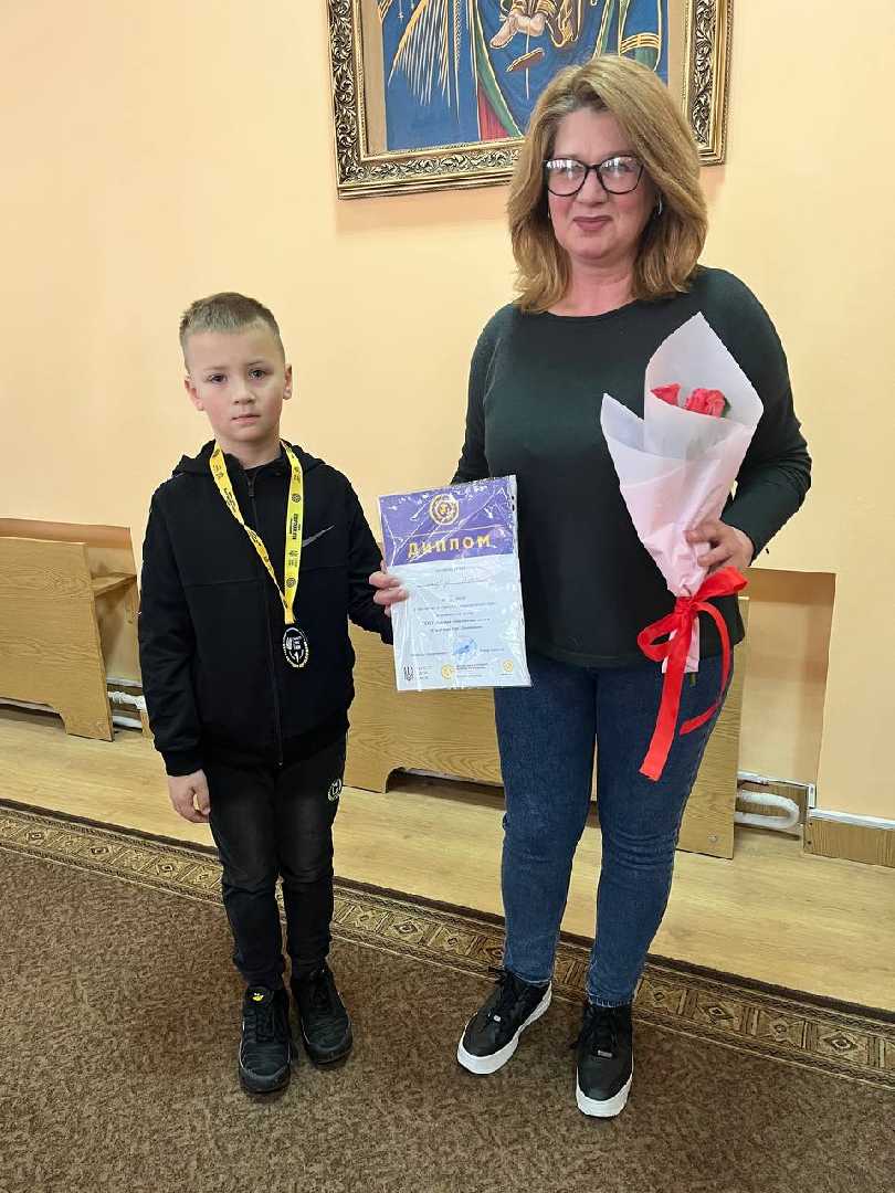 Міський голова Андрій Залівський вручив нагороду переможниці Спортивних ігор Львівщини