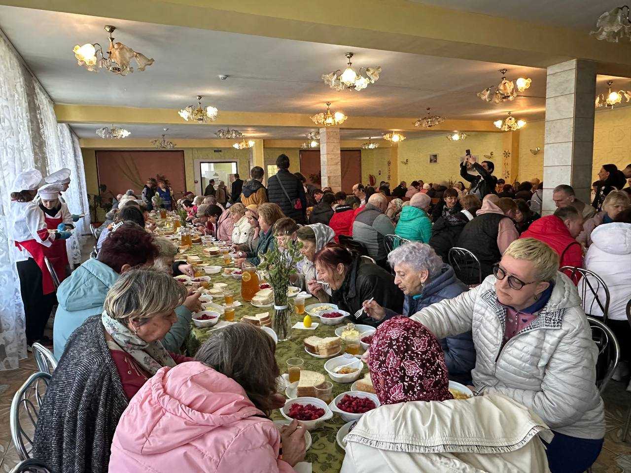 Перед Великоднем — з добром у серці: благодійний обід у Шептицьком