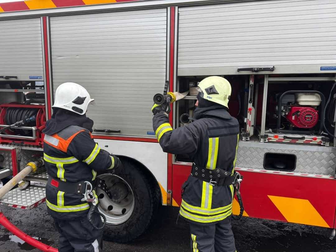 ДСНС про виїзди за тиждень і міфи про пожежні машини без води