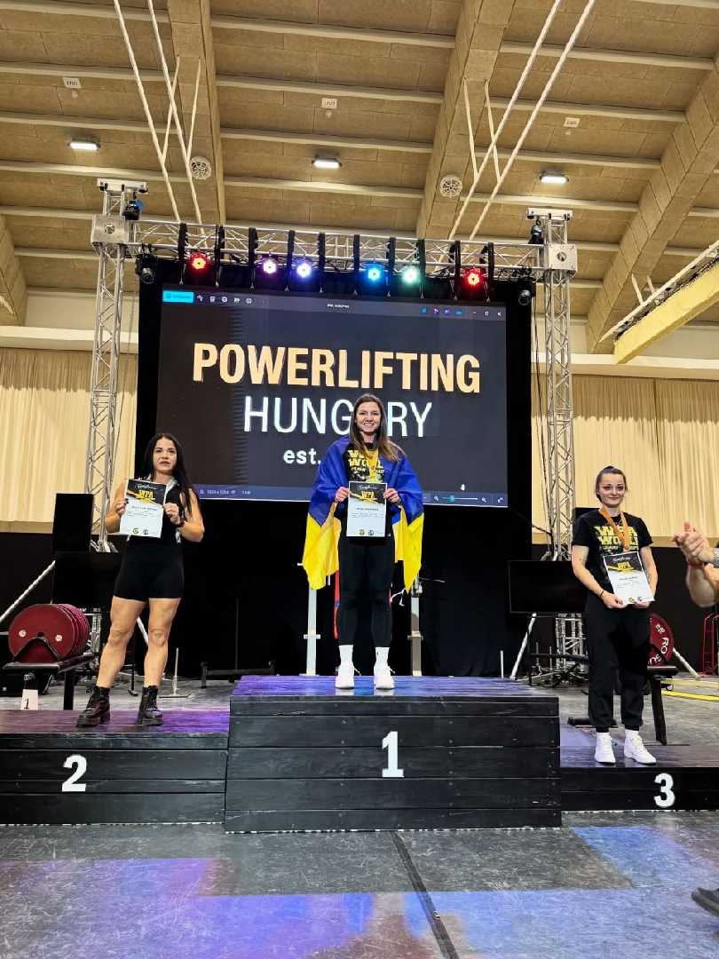 Спортсменка Роксолана Бусько вчергове побила світовий рекорд!