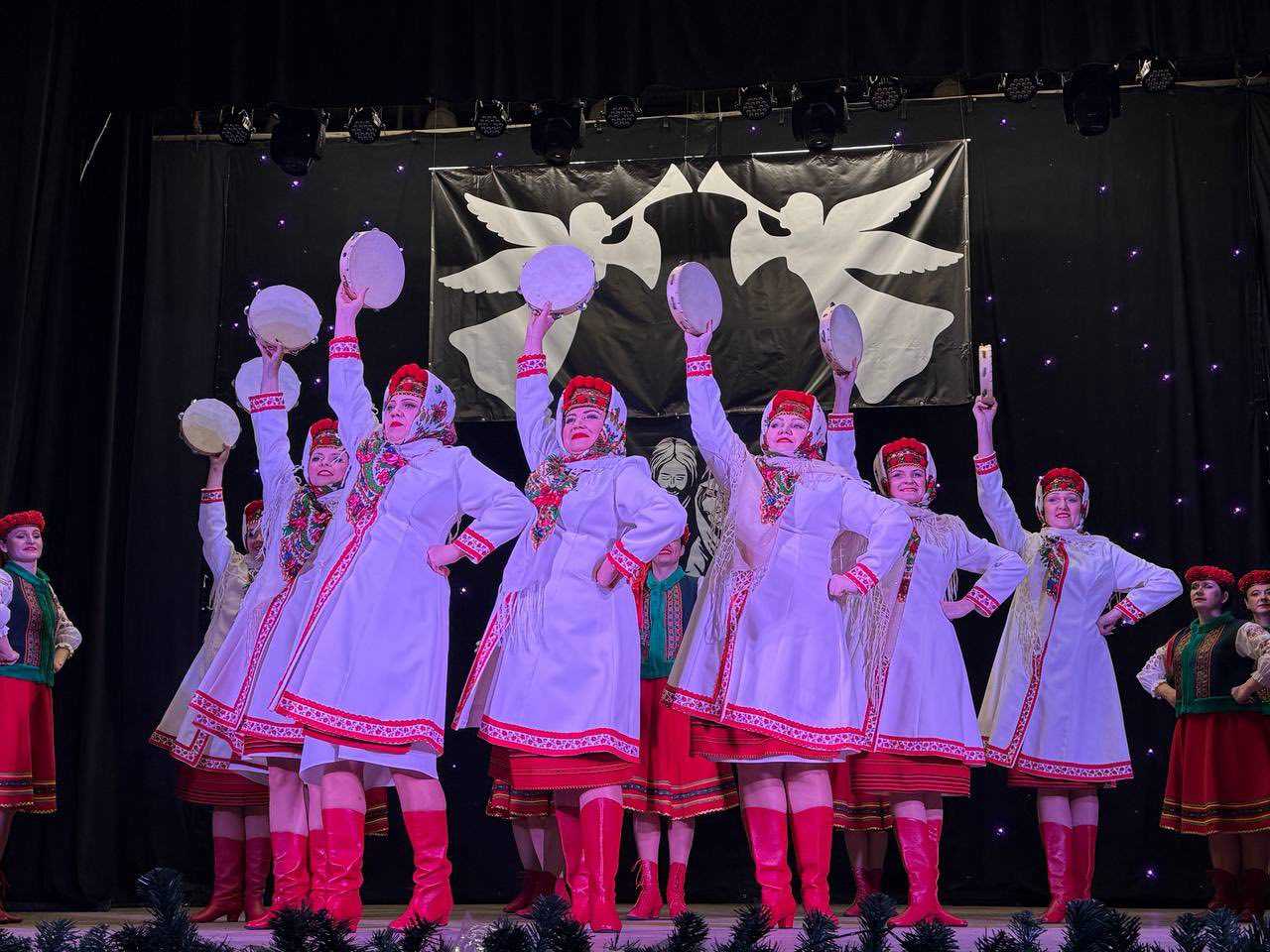 Понад 84 тисячі гривень для ЗСУ зібрали під час Розколяди у Шептицькому народному домі!