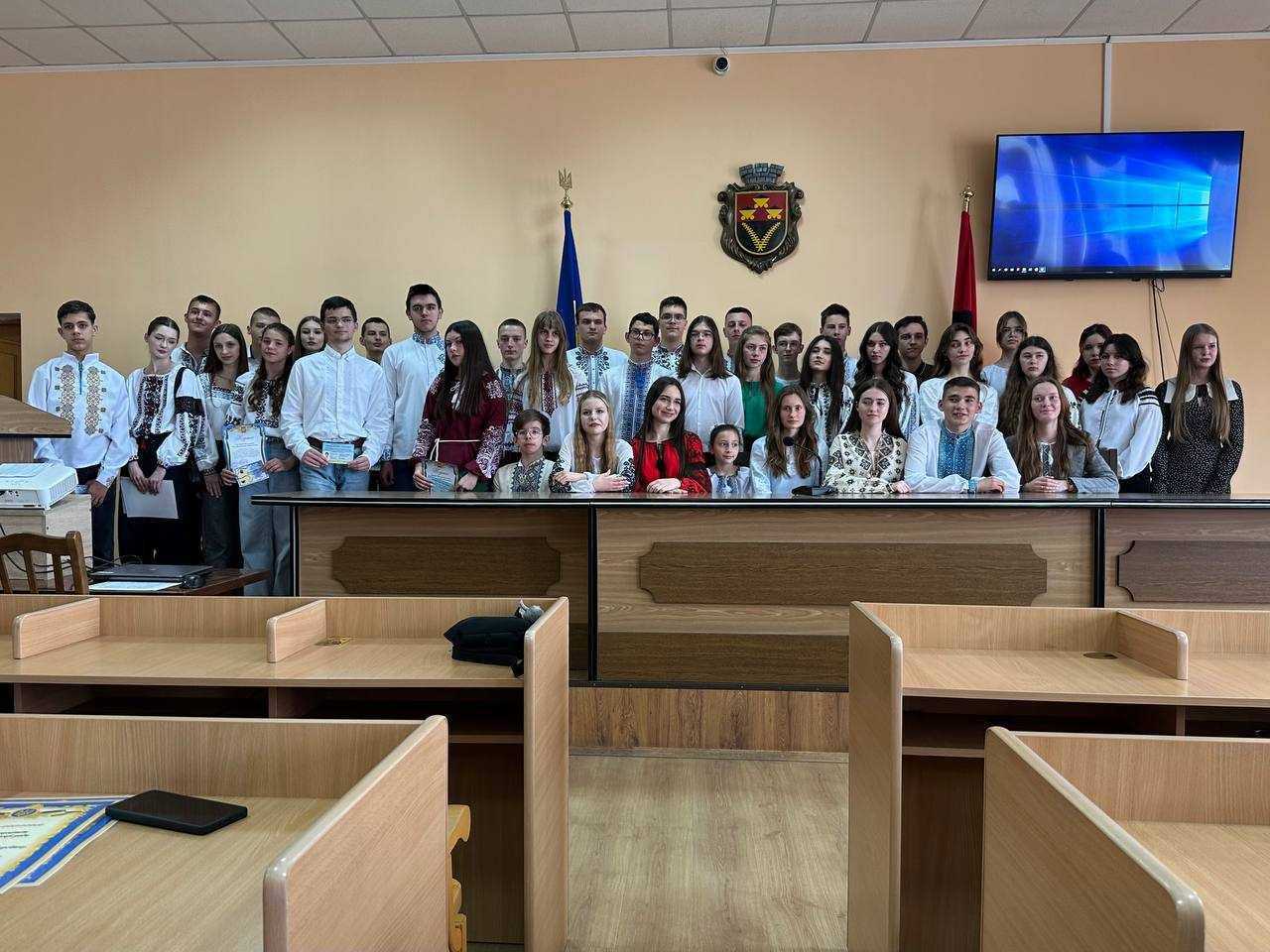 Громада нарощує освітні досягнення: 77 обласних призерів учнівських олімпіад