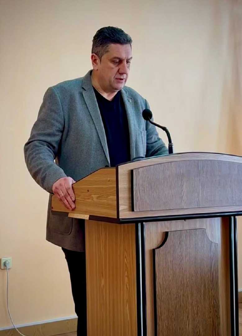 Проблема нестачі паркування біля ЦМЛ — депутатський запит