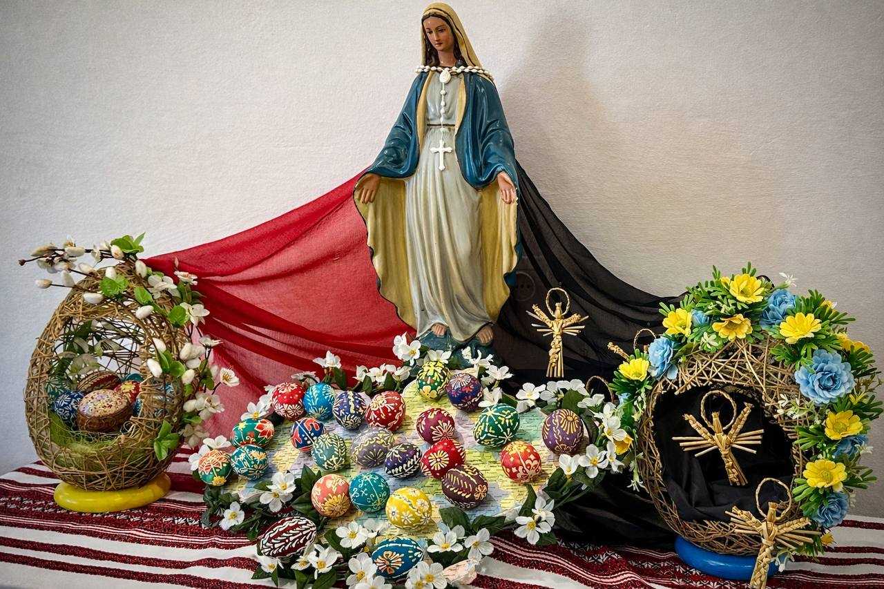 У Музеї історії релігії відкрили передвеликодню виставку «Великодні візерунки-2026»