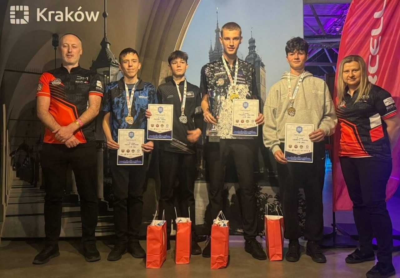 «Срібло» та «бронза» 13-річного дартсмена Олександр Гринів з Шептицького на міжнародному молодіжному турнірі з дартсу Cracow Youth Darts Masters 2026!