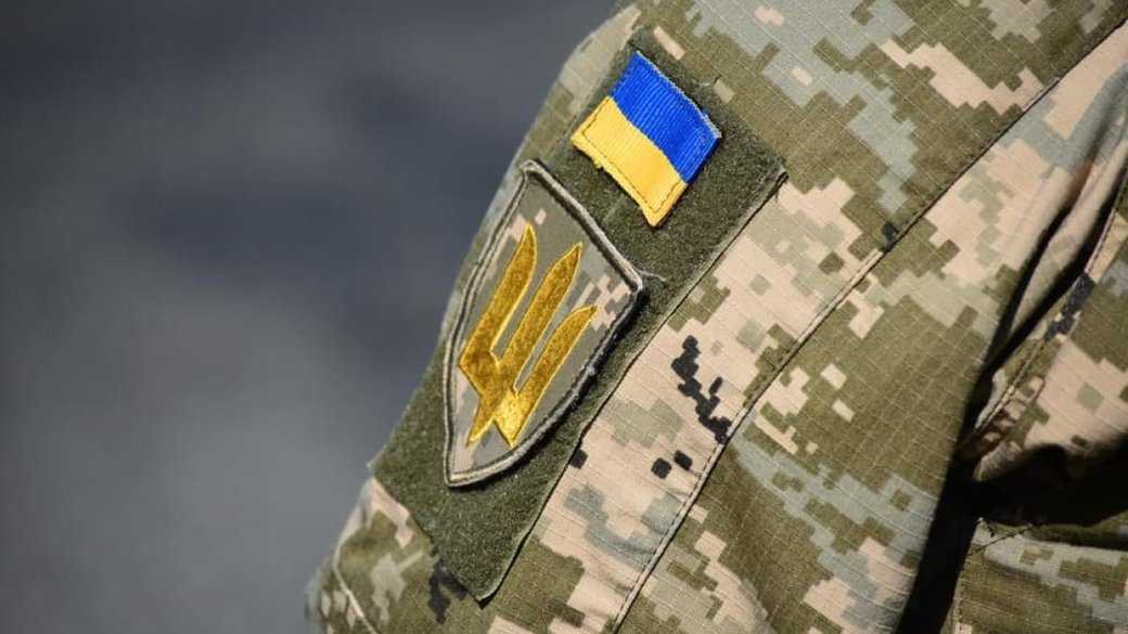 Безоплатні державні послуги для Захисників та Захисниць України