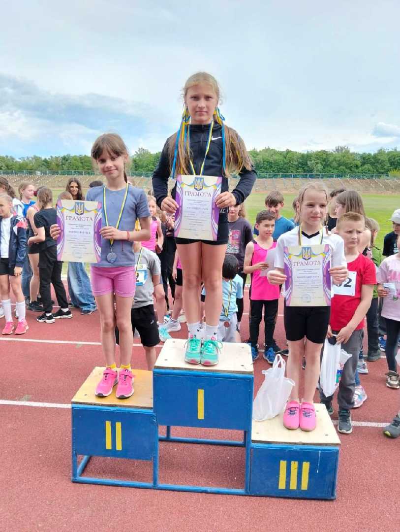Легкоатлети ДЮСШ №2 здобули низку нагород на чемпіонаті області