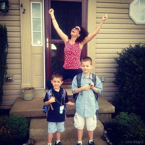 Діти повертаються до школи