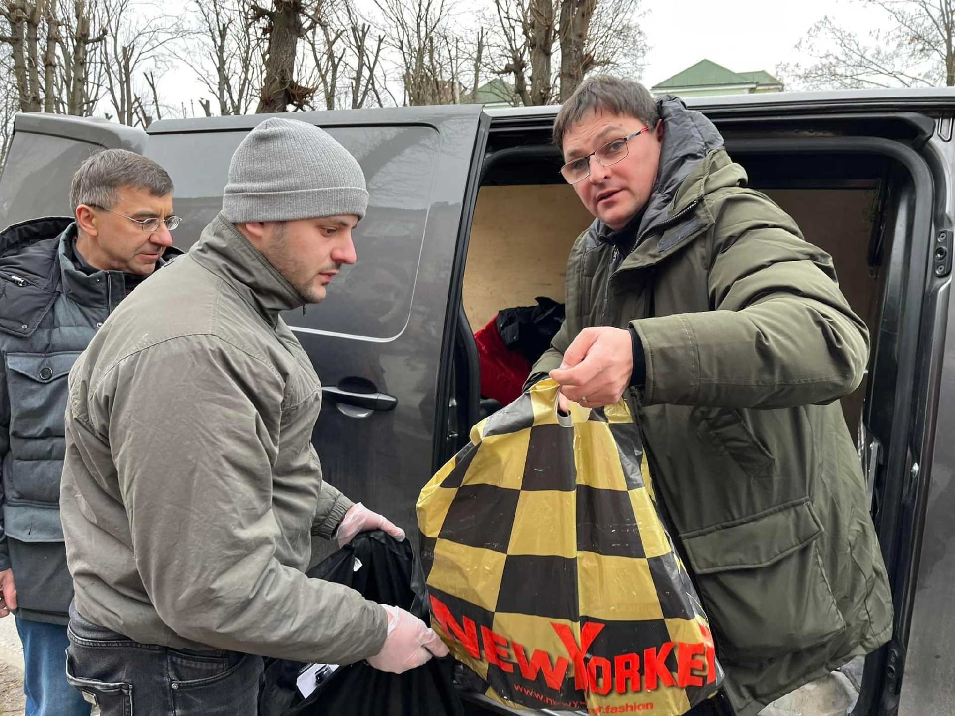 Підсумки роботи гуманітарного штабу за тиждень: 335-341 дні війни