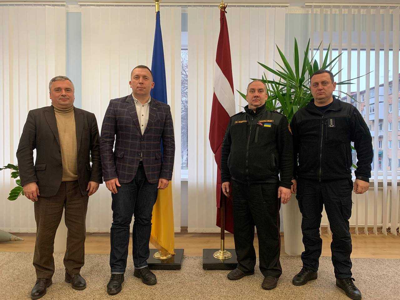 Друзі з Латвії передали чергову допомогу Червонограду.