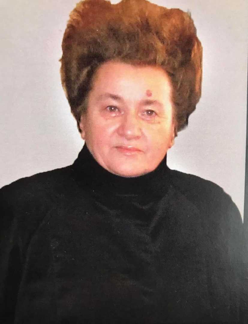  Відійшла у засвіти колишня директорка ЧЗШ№4 Сав’як-Яремко Євгенія Йосафатівна. 